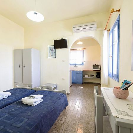 Agnanti Studios Naousa  Room photo